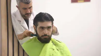 Hatay’da Depremzede Genç 3 Yıl Sonra İlk Kez Evden Çıktı!